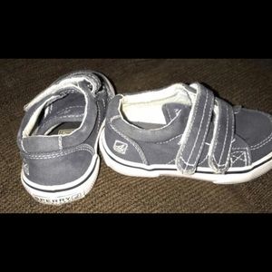 Toddler Sperrys Size 5